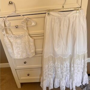 Abercrombie 2 piece embroidered set